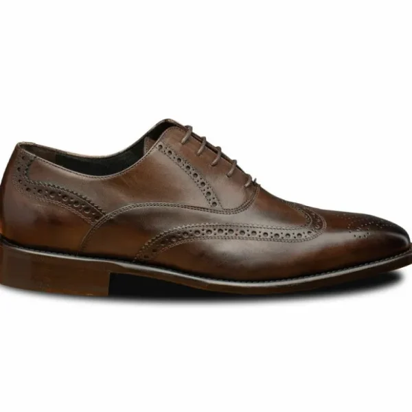 Shop Calzoleria Toscana H310 Onice Wingtip Oxfords Fondant