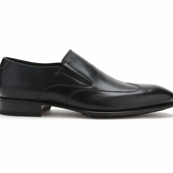 caporicci__wingtip_loafer_0.webp Shop Caporicci 9921 Wingtip Loafers Black