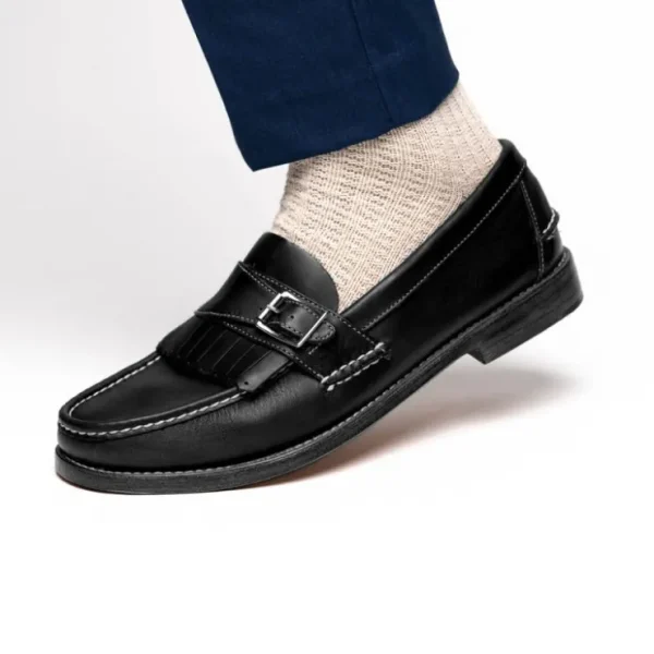 New Handsewn Shoe Co. Buckle Kilt Loafer Black