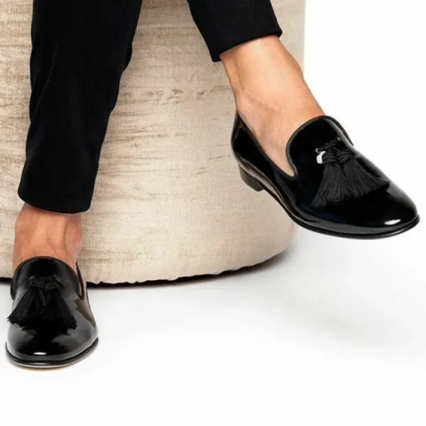 Online Superglamourous Louis Patent Slippers Black