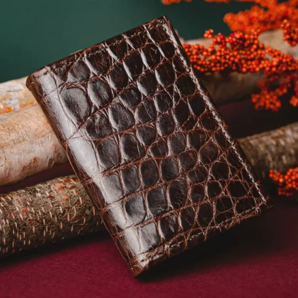 Online Torino Leather Genuine Alligator Gusseted Card Case - brown